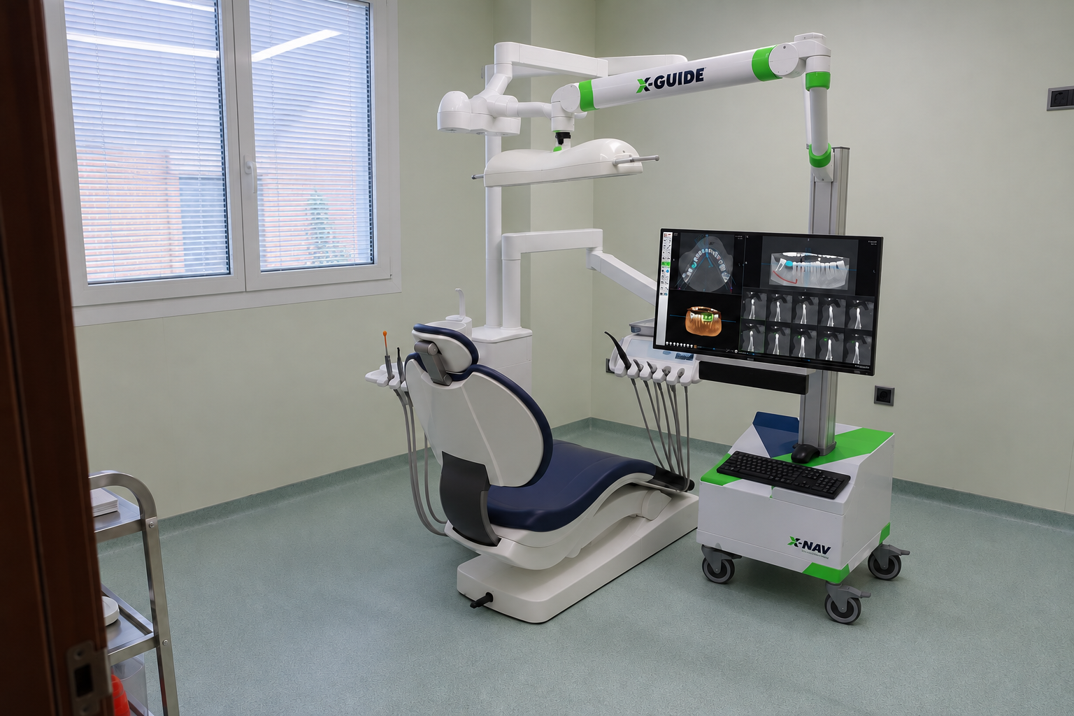 Gabinete dental con sillón verde de DELMAS CLINIC