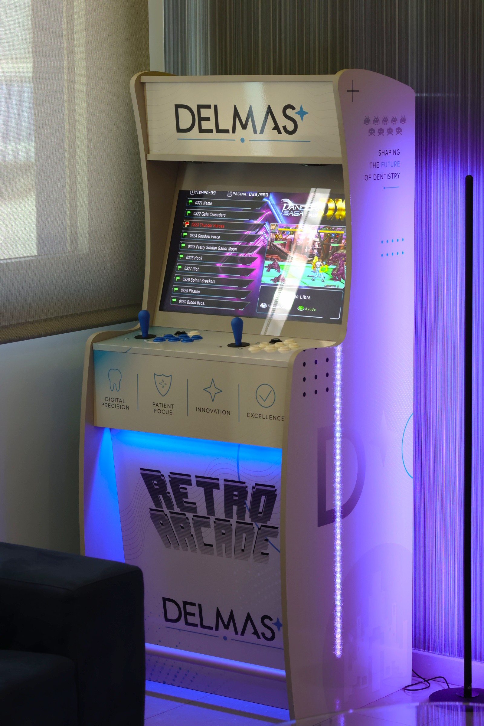 Máquina recreativa de DELMAS CLINIC
